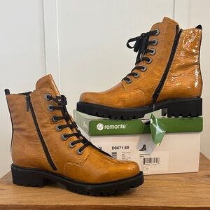 Remonte Women's Mustard Lace-Up Boots